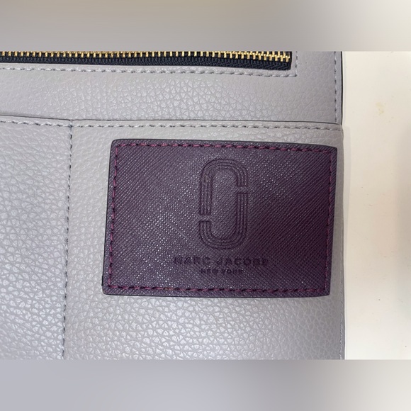 Marc Jacobs Women’s Genuine Leather The‎ Editor Snap Pouch - Picture 3 of 6